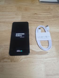 Samsung s22....128gb. Unlock any sim