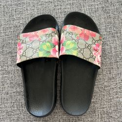 Gucci Supreme Floral Slides 