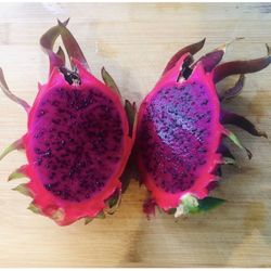 Dragon Fruit (Orejona Red)