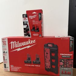 Milwaukee M12 REDLITHIUM XC 4.0 & High Output XC 5.0 Battery Packs + PACKOUT Storage Set