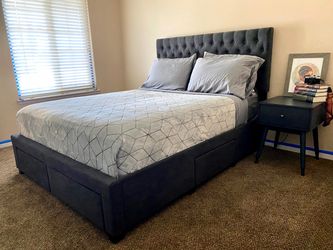Queen Bed