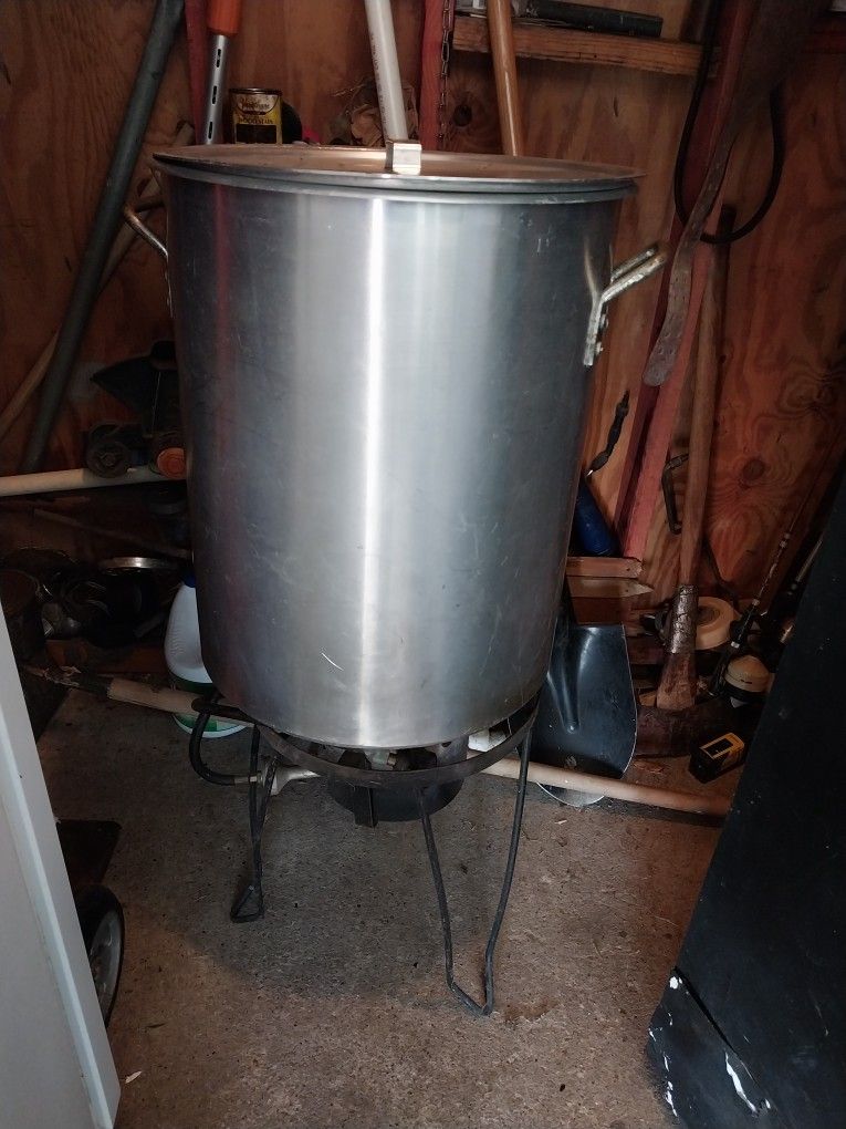 Crawfishpot With Basket And Burner