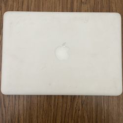 Mid 2010 Apple MacBook