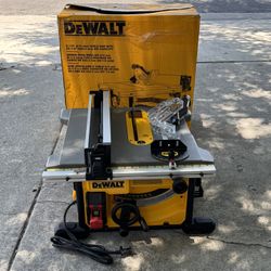 DEWALT 15 Amp Corded 8-1/4 in. Compact Portable Jobsite Tablesaw (Stand Not Included)