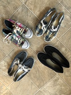 4 pair of Ladies Sz 10 Canvas Shoes