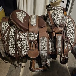 Horse Saddle New 