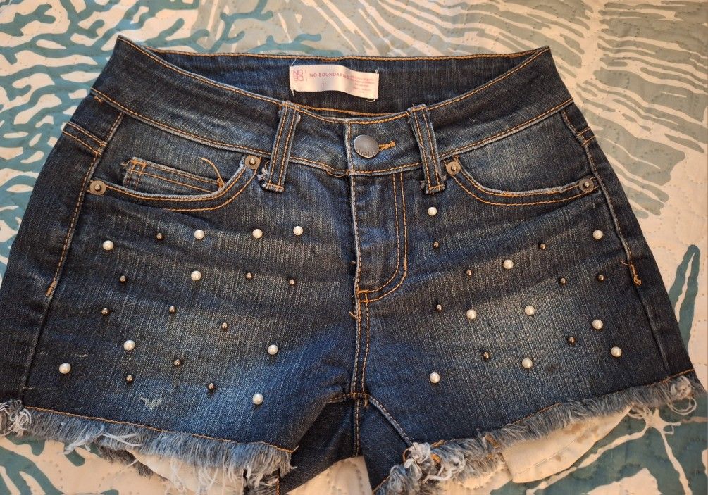 No Boundaries Size 1 Jean Shorts