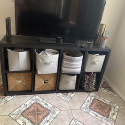 Tv Stand ( Comes With The Holders As Well)