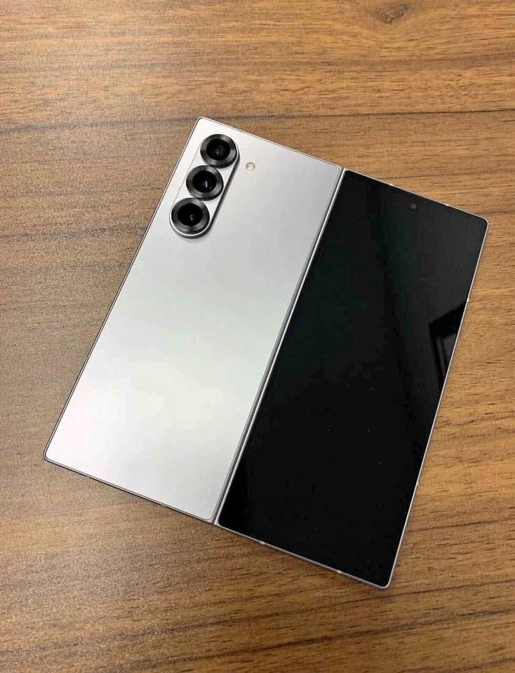 Samsung Galaxy Z Fold 6 Unlocked