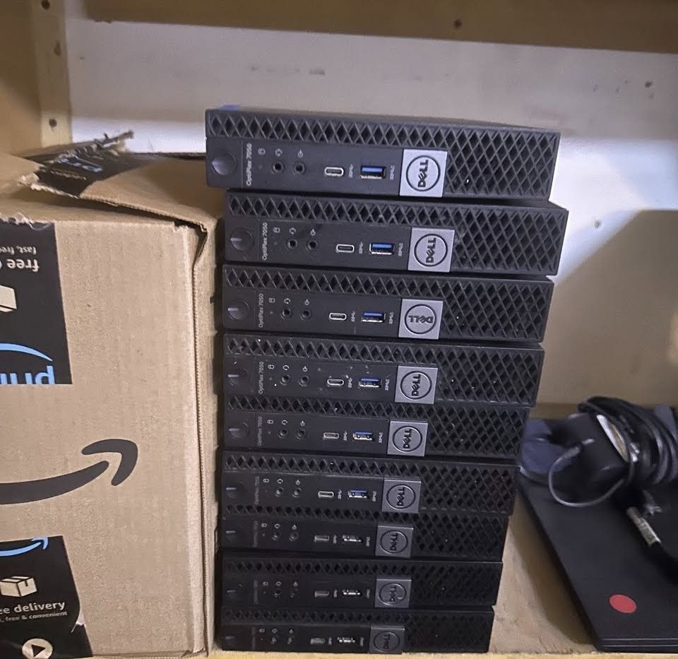 LOT OF 10 Dell Optiplex 7050 i5-7500T 2.8Ghz/16GB/500GB M.2 w/power adapter