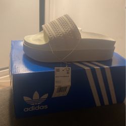 Adidas Adilette Bonega Womens Slides. 