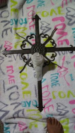 Wall metal candle holder