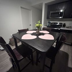 4 Piece Dining Table