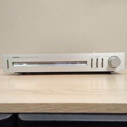 Onkyo T-15 Servo Locked FM Stereo/AM Tuner