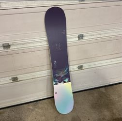 NIDECKER ORA SERIES Snowboard