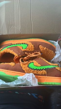 Nike dunks(size 10)