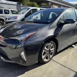 Toyota Prius 2018