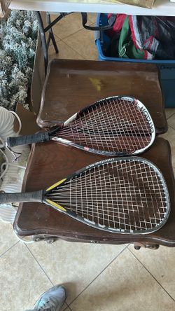 2 rackets 4 racket ball