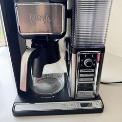Ninja Carafe Coffee Bar System with single serve and frother