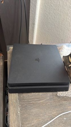 PS4 Slim