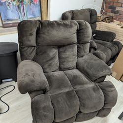 Electric Reclining, Brown Chair (I Have 2)