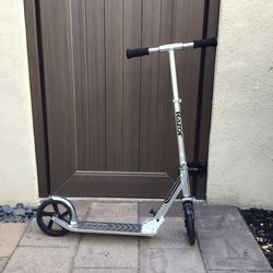 Razor A5 Deluxe Scooter