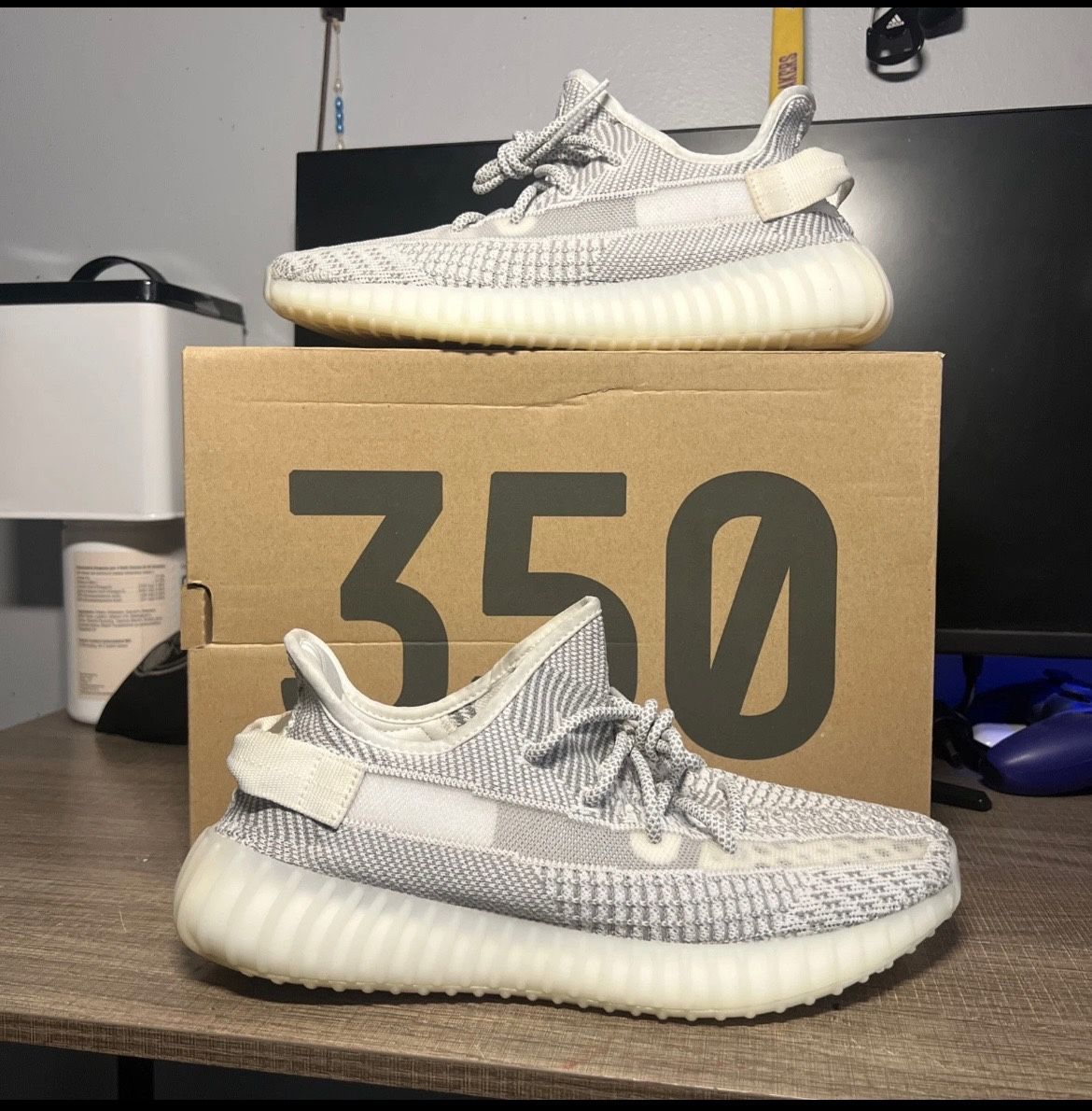 Yeezy Boost 350 V2 Static