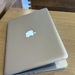 Apple MacBook Pro 13” i5/8GB/256GB SSD $140 