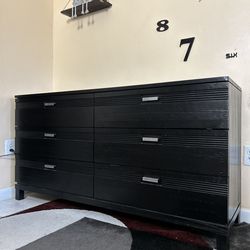 Black Wood 6 Drawer Dresser