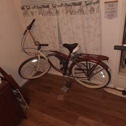 Vintage style schwinn beach cruiser