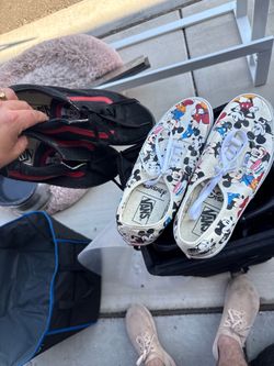 Vans mickey mouse sz 8.5 m 10 wmns