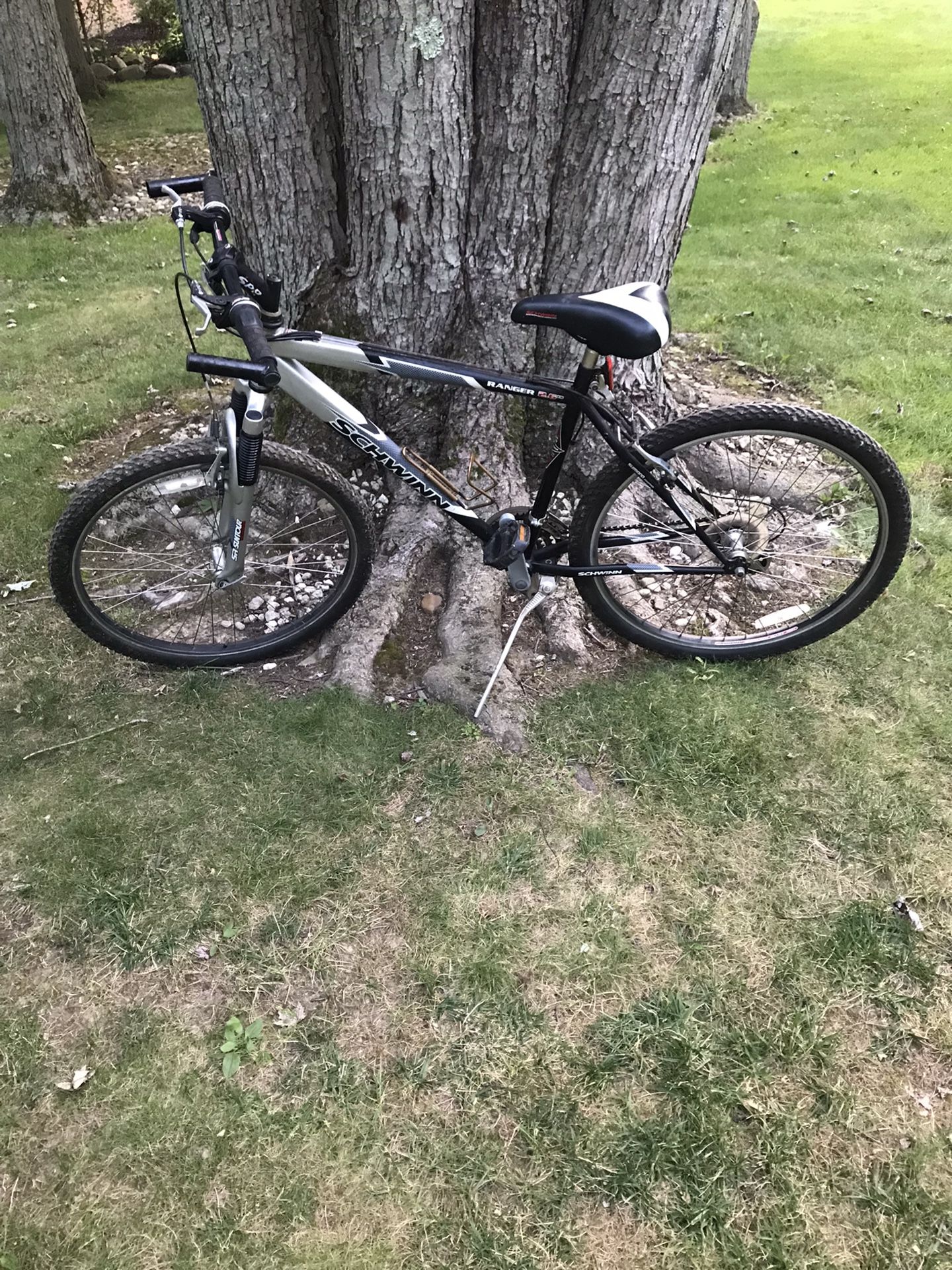 26” Schwinn Mountain Bike for Sale in Northfield, OH OfferUp