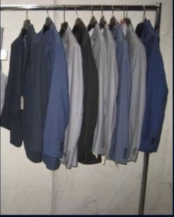 MEN’S SUITS SUIT LIKE NEW FREE DRESS SHIRT