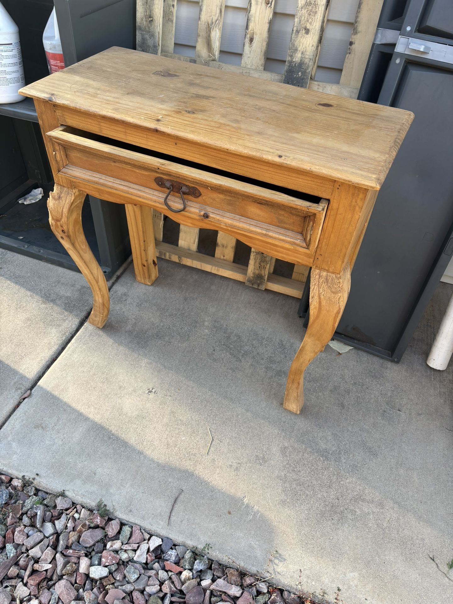 Free Small Table