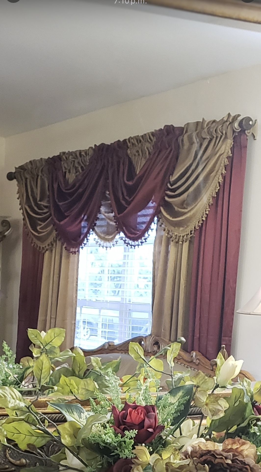 4 Panel De cortina —4 Balance Beinge Y Burgundy