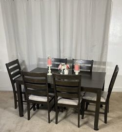 Ashley Furniture Dining Table With 6 Chairs