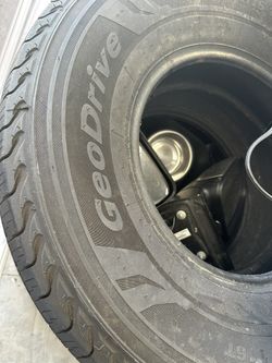Tires 265/16