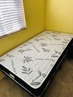 Twin Bed Set