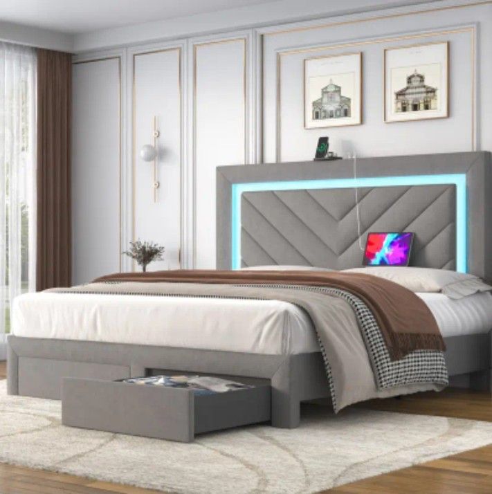 Queen Bed With 2 Storage Drawers