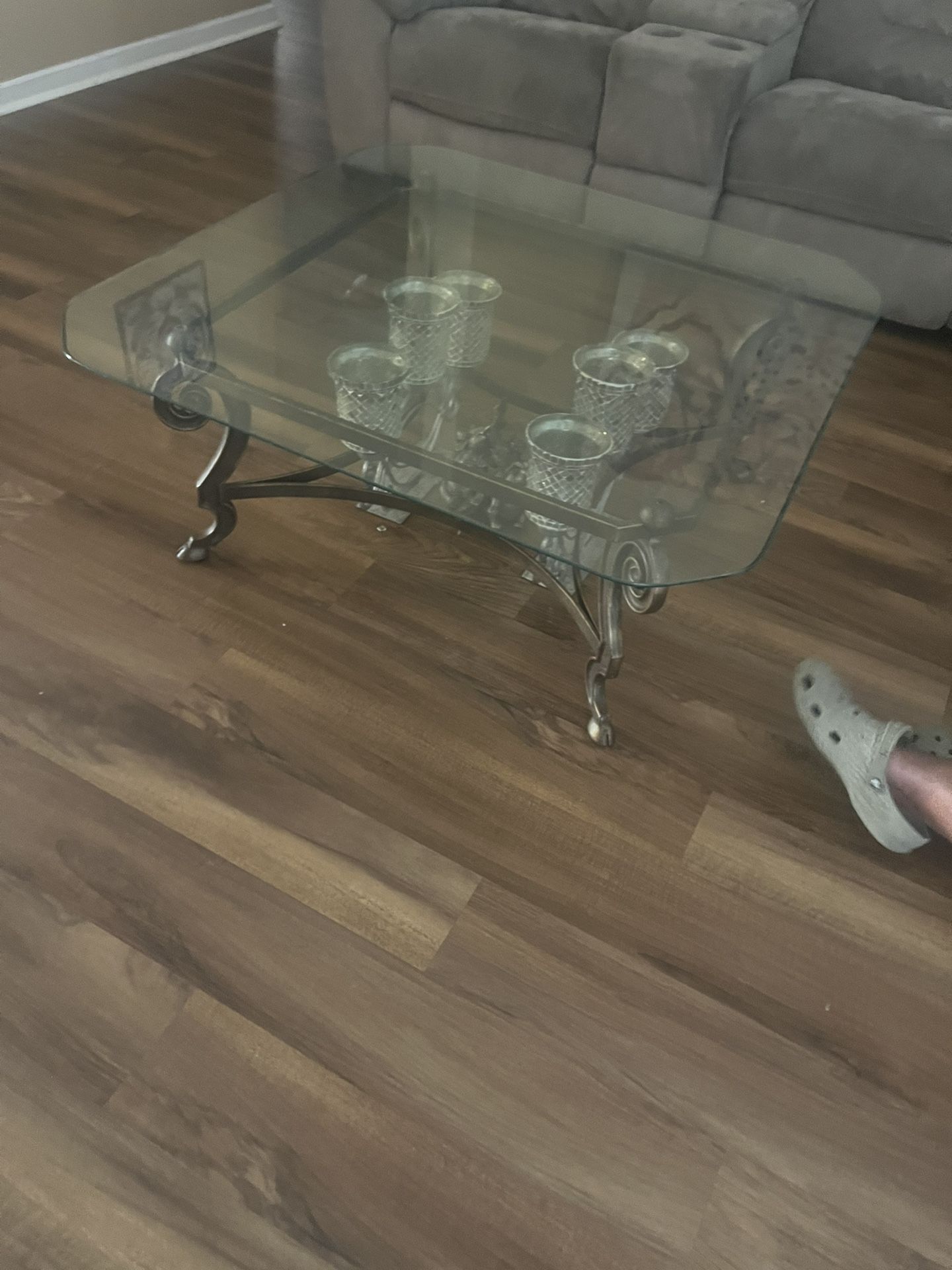 2 Piece Living room Tables Make A Offer