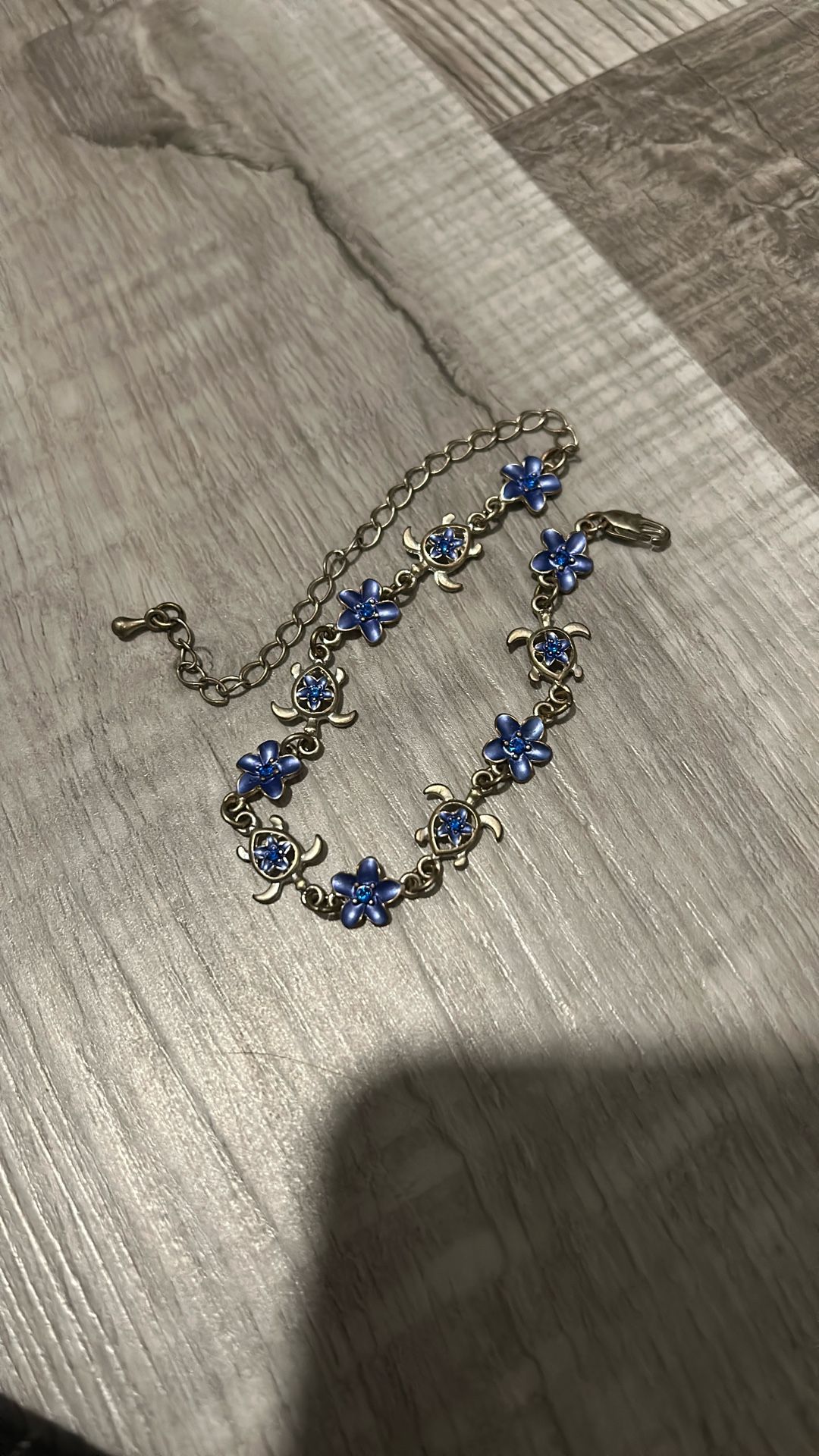 Blue turtle/flower anklet
