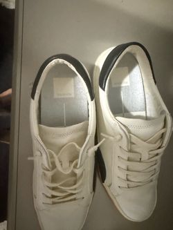 Tennis Shoes