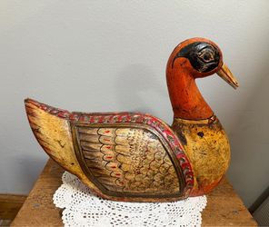 Stunning Vintage Balinese carved Wood Duck Sculpture
