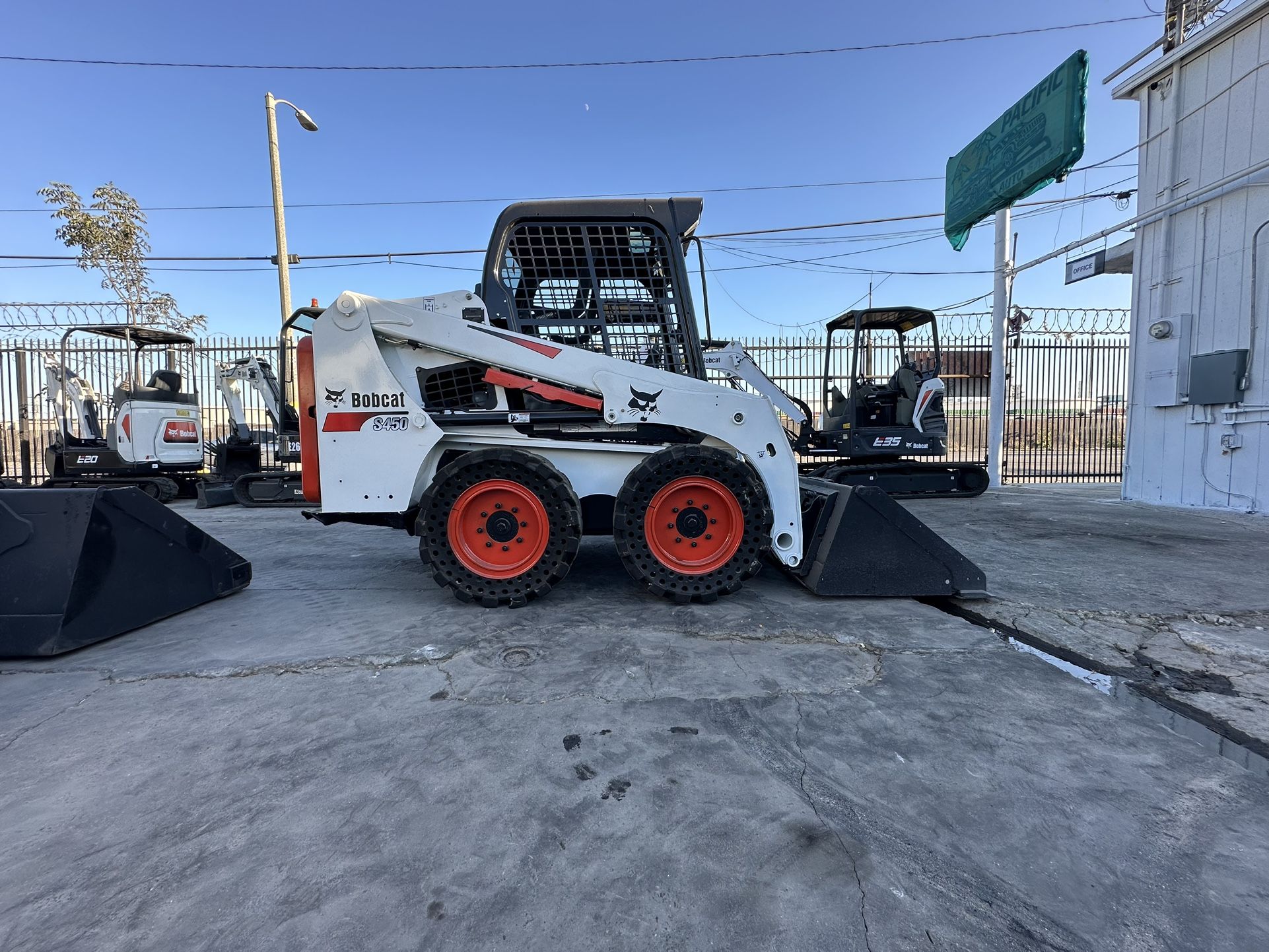 2018 Bobcat S450
