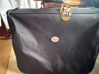 Men Suit Bag like new with compartments