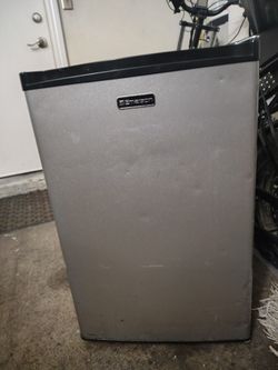 Emerson Mini Fridge