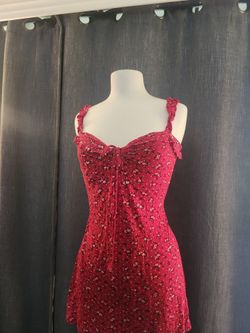 Red Floral Stretch Dress Size Small