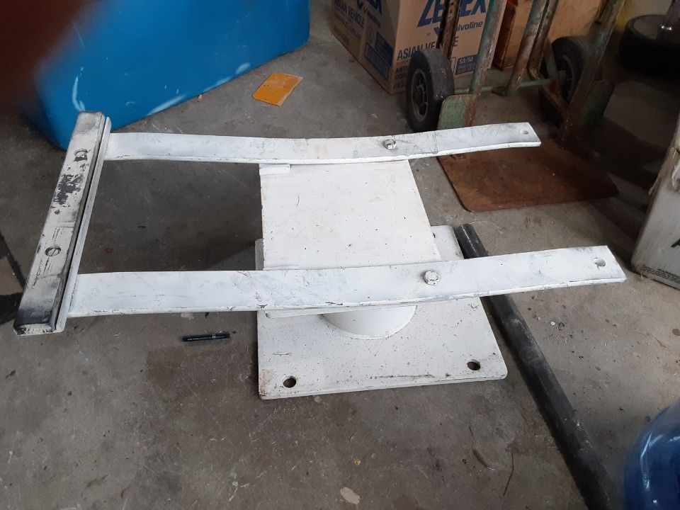 Diving Board Base/spring