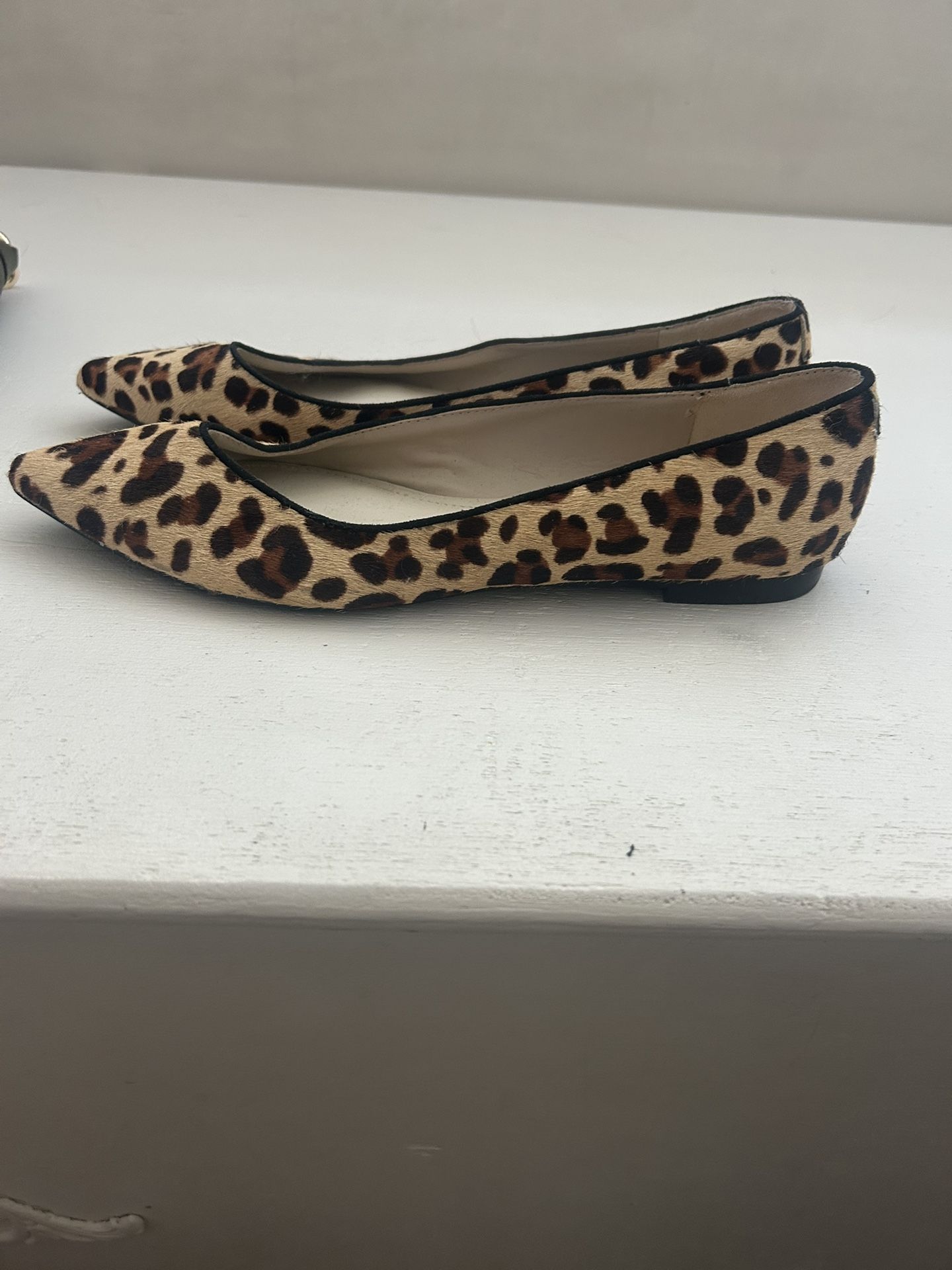 Marc Fisher Leopard Flats