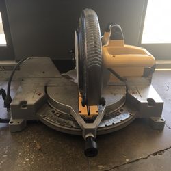 Dewalt Electric Mitre Saw 